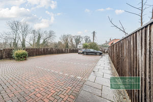 Photo 9- click for photo gallery